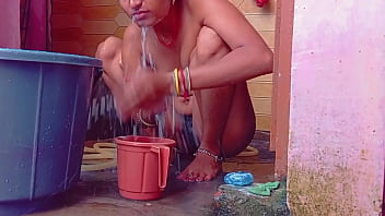 Gadis Desa India Yang Cantik Dan Seksi Siap Menggoda