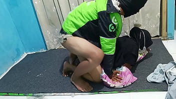 Pesan Gojek Buat Ngentot, Cuma Bercanda Tapi Bikin Panas