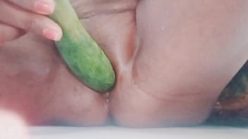 Gadis Seksi India Yang Menggoda