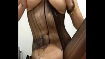 Payudara Besar Gadis Tionghoa A25