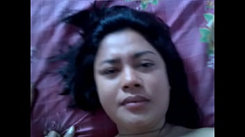 Bercinta Liar Dengan Si Berbulu Indonesia