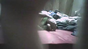 Gadis Pembantu Desi Binal – Adegan Mesra 01