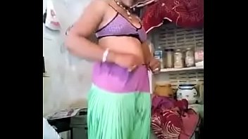 Desi Bhabhi Yang Menggoda Dan Siap Memuaskan Hasratmu