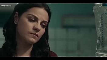Adegan Panas Dari Serial Yang Diterjemahkan Ke Bahasa Arab – Nafsu Gelap. Musim 1 Episode 15