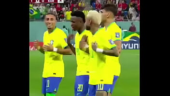 Neymar E O Esquadrão Brasileiro Arrombando A Coreia Ao Vivo! Celebração Quente E Molhada