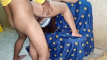 ससुराल में दामाद ने सास की चुदाई की पहली रात, हिंदी में गंदी आवाज़
