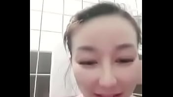 Video Langsung: Cewek Asia Menggoda Tukang Pijat Hingga Tak Kuasa Menahan Nafsu