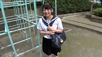 Gadis Jepang Muda Manis Berseragam Digitui Ganas Di Kamar Hotel