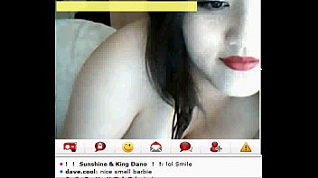 Gadis Tionghoa Seksi Menggoda Di Depan Kamera