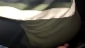 Gadis Berhijab Yang Rajin Mengisap Dan Ditaklukkan