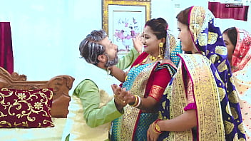 Burha Sasur Tharki Chodta Hai Chaun Nayi Bahuon Ko Ek Saath