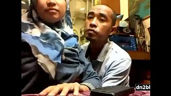 Tosca Hijab Melayu Ahli Sedot Menggoda