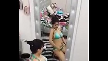 Gadis India Seksi Di Dubai, Hubungi 971521688502 Untuk Kenikmatan Tak Terlupakan