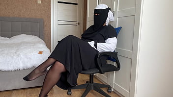 Istri Arab Mesir Yang Lubangnya Basah Dan Menggoda Dipuaskan Dengan Suntikan Sperma Hangat