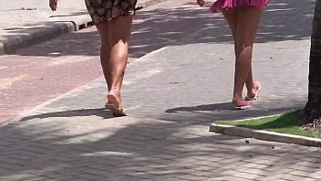 Gostosinha Safada Indo Pra Praia Com Esse Rabo Delicioso Balançando
