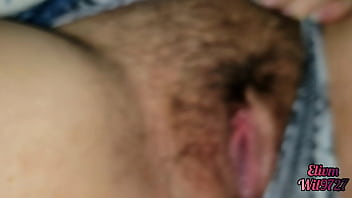 Desi Nakal Pertama Kali Menggoda Dan Memuaskannya Setelah Mempertontonkan Film Porno Dengan Suara Hindi Yang Jelas