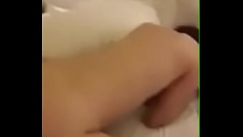 Menggila Ranjang Dengan Sahabatku Yang Cantik Dari Tiongkok