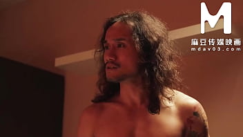 Menghibur Ibu Tiriku Yang Seksi Di Hari Ibu Dengan Batang Besar Yang Menggoda