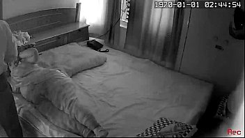 Istri Tua Buddha Digoyang Ganas Dalam Adegan Mesum Desi