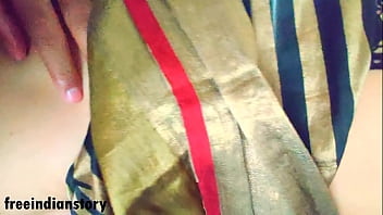 Bhabhi India Panas Menggila Dengan Berbagai Gaya, Sambil Merintih Dalam Bahasa Hindi Yang Menggairahkan