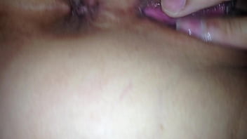 Vagina Tionghoa Diperbesar Detail Hingga Lubangnya Terlihat Jelas