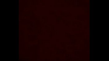 Gadis Asia Yang Menggoda Dengan Bibir Sensual