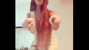 Gadis Arab Tarian Goyang Panas Membara