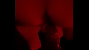 Goyang Ngewe Dari Belakang Dengan Emak-emak Tiongkok Basah Bergetar Pakai Sepatu Boots Di London