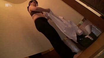 Ibu Rumah Tangga Desa Yang Menggoda: Kisah Hot Manajer Perusahaan Besar – Momoko 1