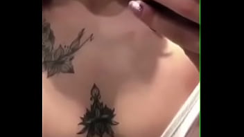 Hifa Dan Wabi, Adegan Panas Yang Bikin Ngeluarin Cairan