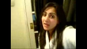 Tarian Goyang Desi – Video Mesum Gratis Di Youporn