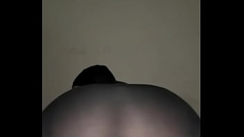 Gadis Muslimah Berhijab Menggoyangkan Pantat Arabnya Yang Nakal Seolah Ingin Kau Memuaskan Hasratmu Dengan Kenikmatan Kotornya