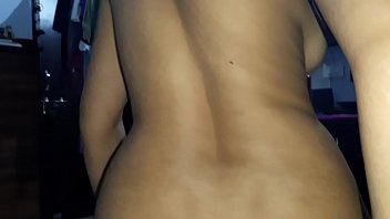 Istri India Seksi Basah Kemaluannya Ditembak Teman Suami