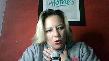 Gira Aí, Gostosa! Vem Sentar Na Pica Do Primo E Chama A Mãe Pra Gente Fazer Um Menage Safado.