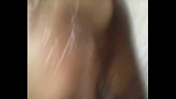 Mandi Panas Bhabi Seksi Yang Menggoda