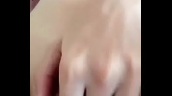 Gadis Seksi Dari Desa Yang Menggoda