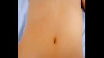 Gadis Tionghoa Menggoda Dirinya Sendiri Dengan Nafsu