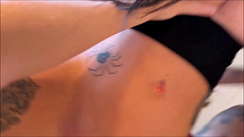 Gadis Goth Yang Menggoda Vs Kakak Tiri Yang Gatal – Effy Cutie & Natasha Noel – Terapi Keluarga Panas – Alex Adams