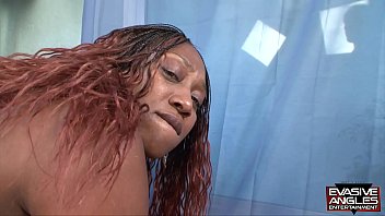 Sudut-sudut Menggoda: Ms Cleo Kembali Setelah Lama Menghilang, Tunjukkan Gaya Mama Berpantat Montok Yang Bikin Bergairah Di “ibu-ibu Hitam Bergairah 13”