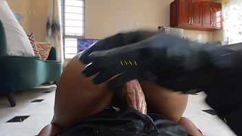 Ibu Tiri Basah Berceceran