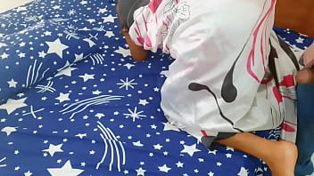 Guru Tari Bhabhi India Digoyang Sampai Meraung-raung