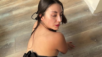 Aku Menangkap Kakak Tiriku Sedang Masturbasi! – Dia Ejakulasi Di Seragamku Dan Aku Tak Bisa Berangkat Kuliah, Jadi Dia Harus Melayanku Lebih Ganas Lagi…