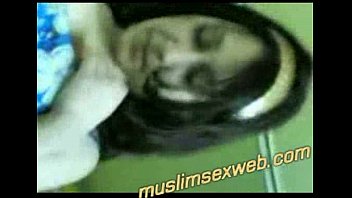 Lesbi Arab Panas Menggoda Remaja Nakal