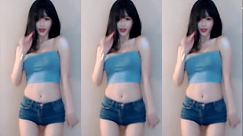 Cô Gái Trung Quốc Uốn éo Trong điệu Nhảy Gợi Cảm