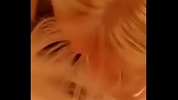 Pemuda Tionghoa Dilayani Empat Gadis Rusia Dengan Mulut Mereka