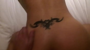 Tiongkok Digoyang Di Kamar Hotel