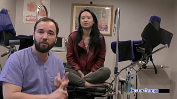 Dr Tampa Dan Zoe Lark: Goyangan Panas Di Siccos