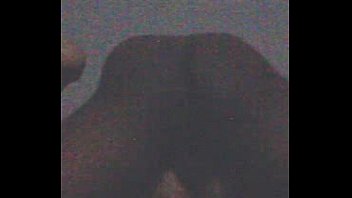 Gadis Putih Dengan Kote Hitam Digencet Habis-habisan Sama Pria India