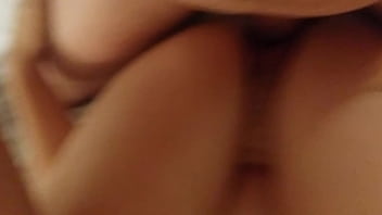 Gadis Asia Taklukkan Kontol Besar