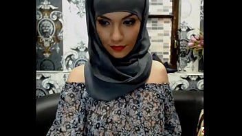 Vi Arab Menggoda Di Webcam, Video Porno Hd Panas Menggairahkan